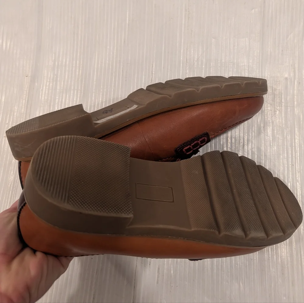 COBB HILL Janney Tan Leather Penny Loafers Women's Slip On Shoes Size 9